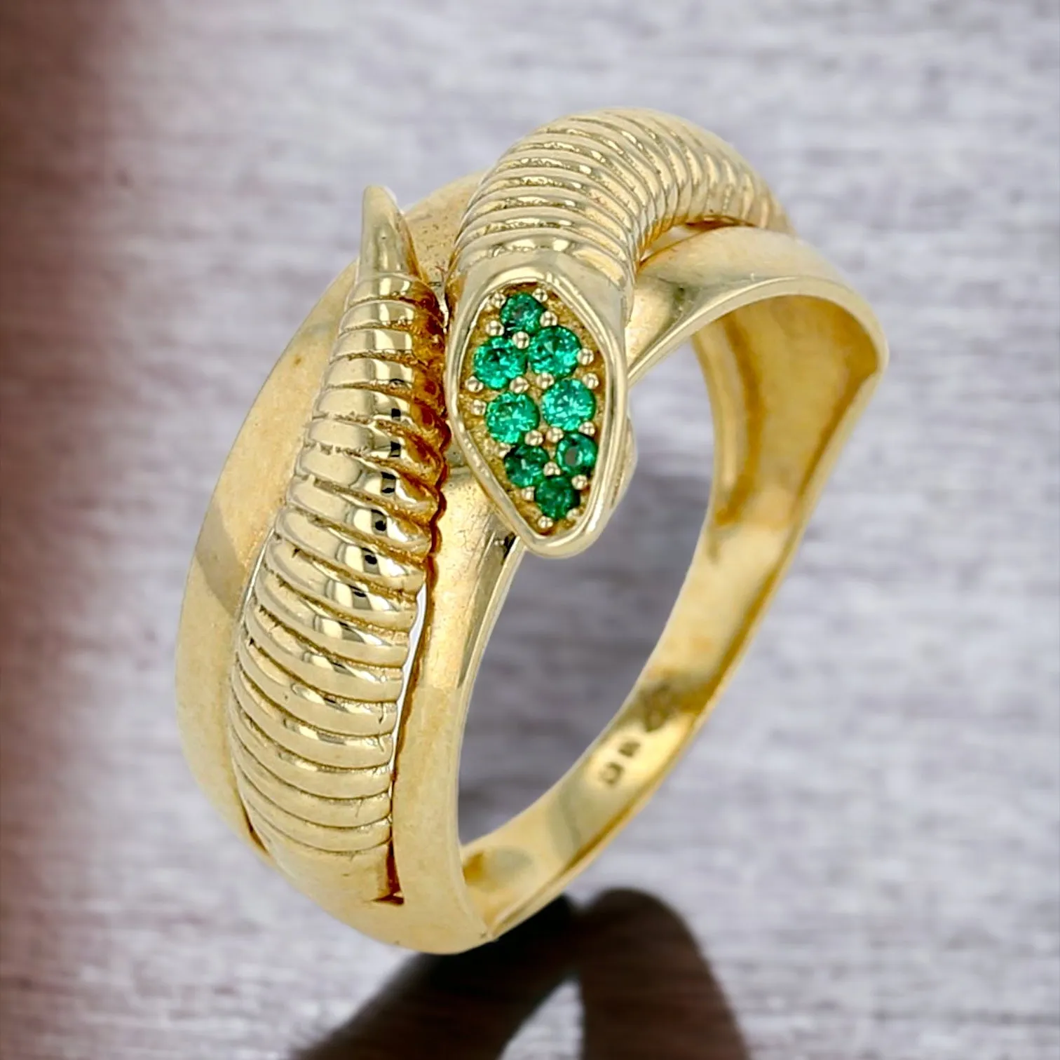 10K yellow gold cobra green head-224177