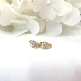 18k/925 Vermeil CZ Flower Huggies