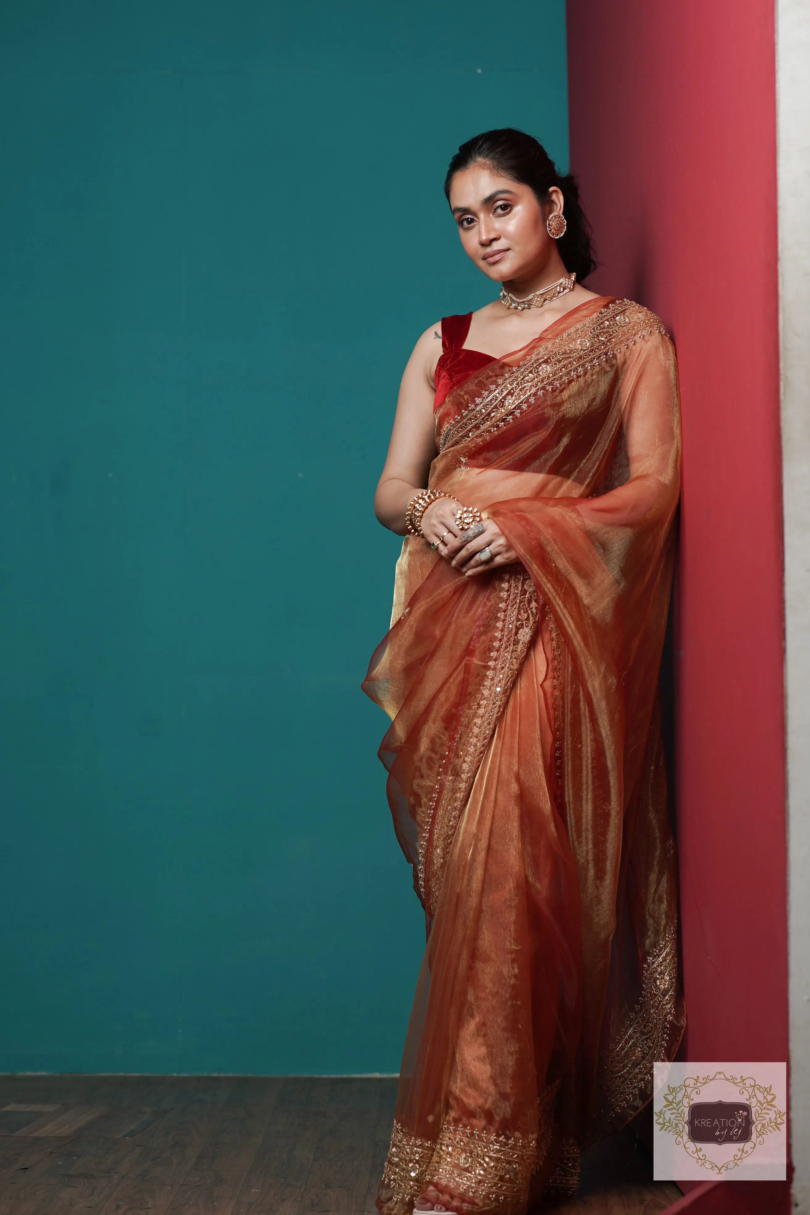 Auburn Glass Tissue Zarina Saree