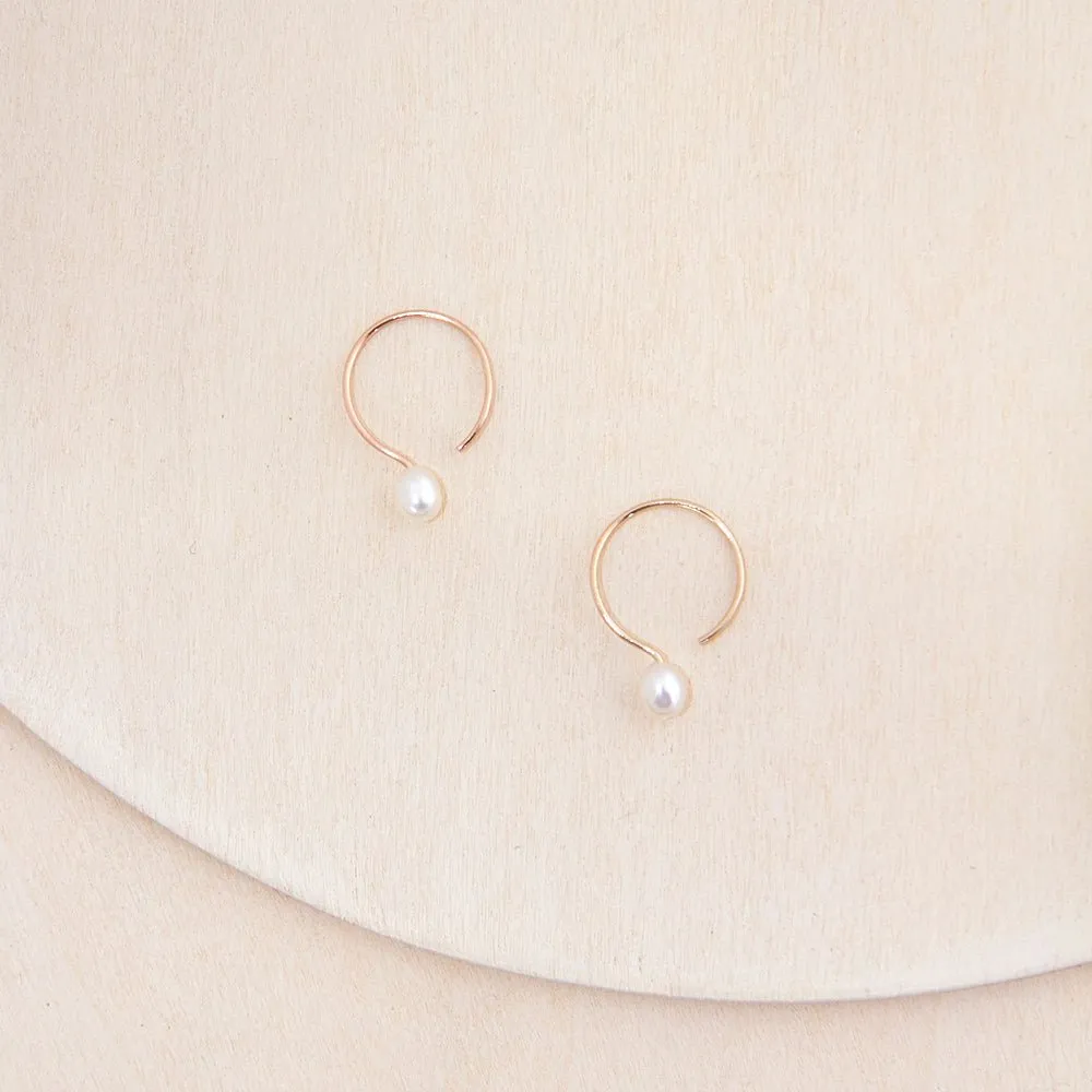 Basic Small Yellow Gold Filled Hoop Earrings with Ivory Pearl - 13mm