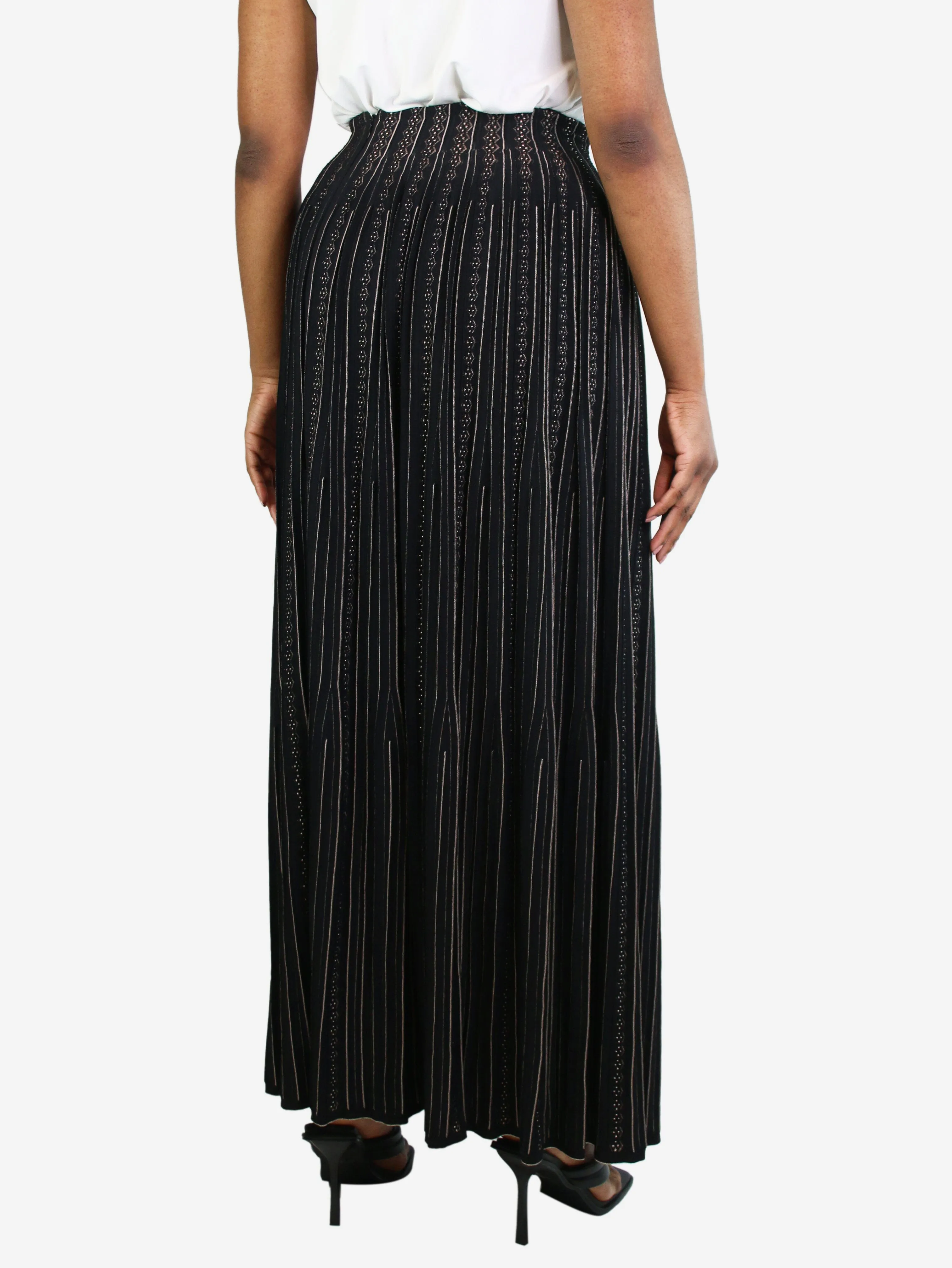 Blue heavy pleated maxi skirt - size L