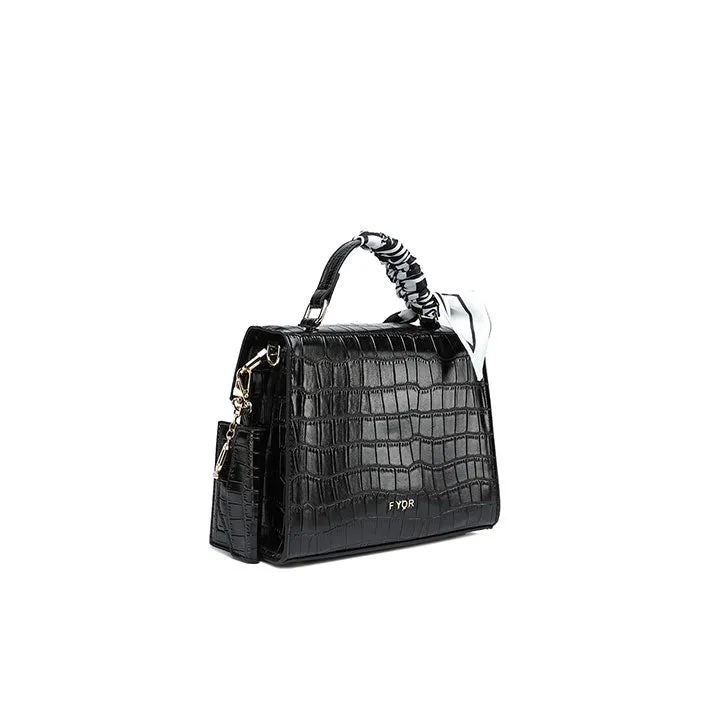 Classy yet Casual Handbag BD 109