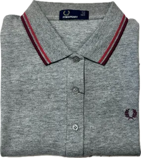 LADIES TWIN TIPPED FRED PERRY SHIRT (VINTAGE STEEL MARBLE/MAROON/RED)