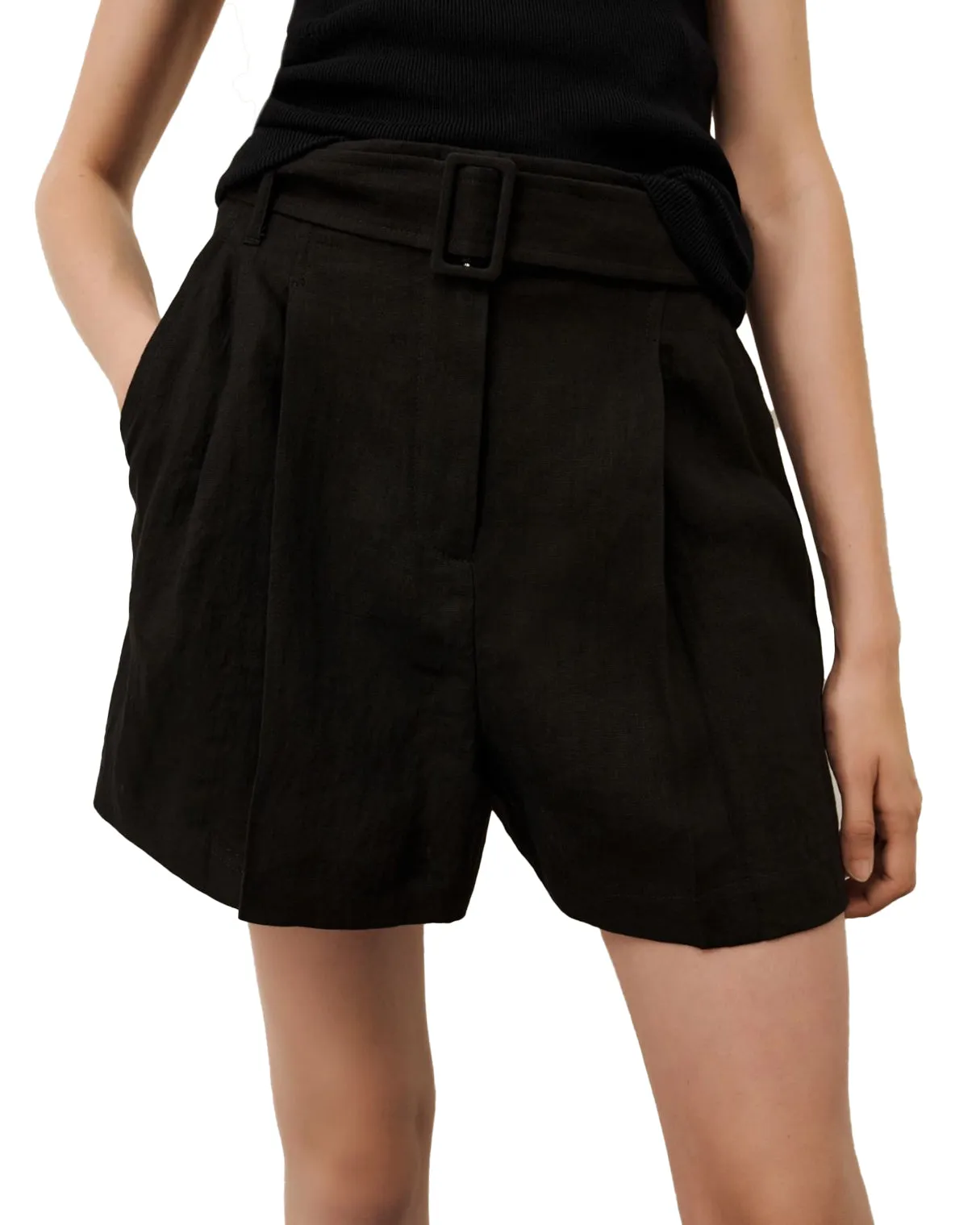 Linen Pleated Short (Black)