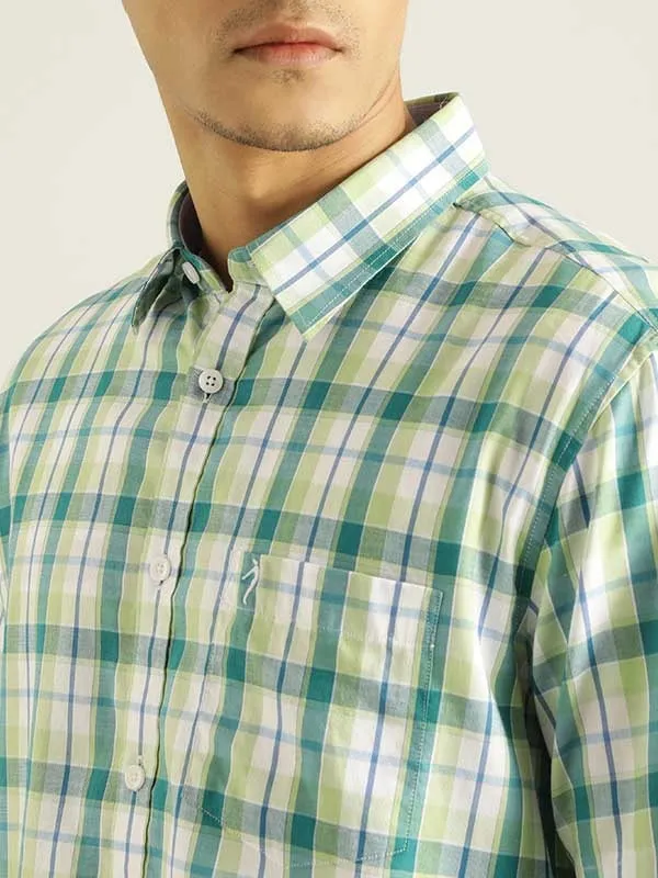 Men Checked Half Sleeve Cotton Blend Shirt