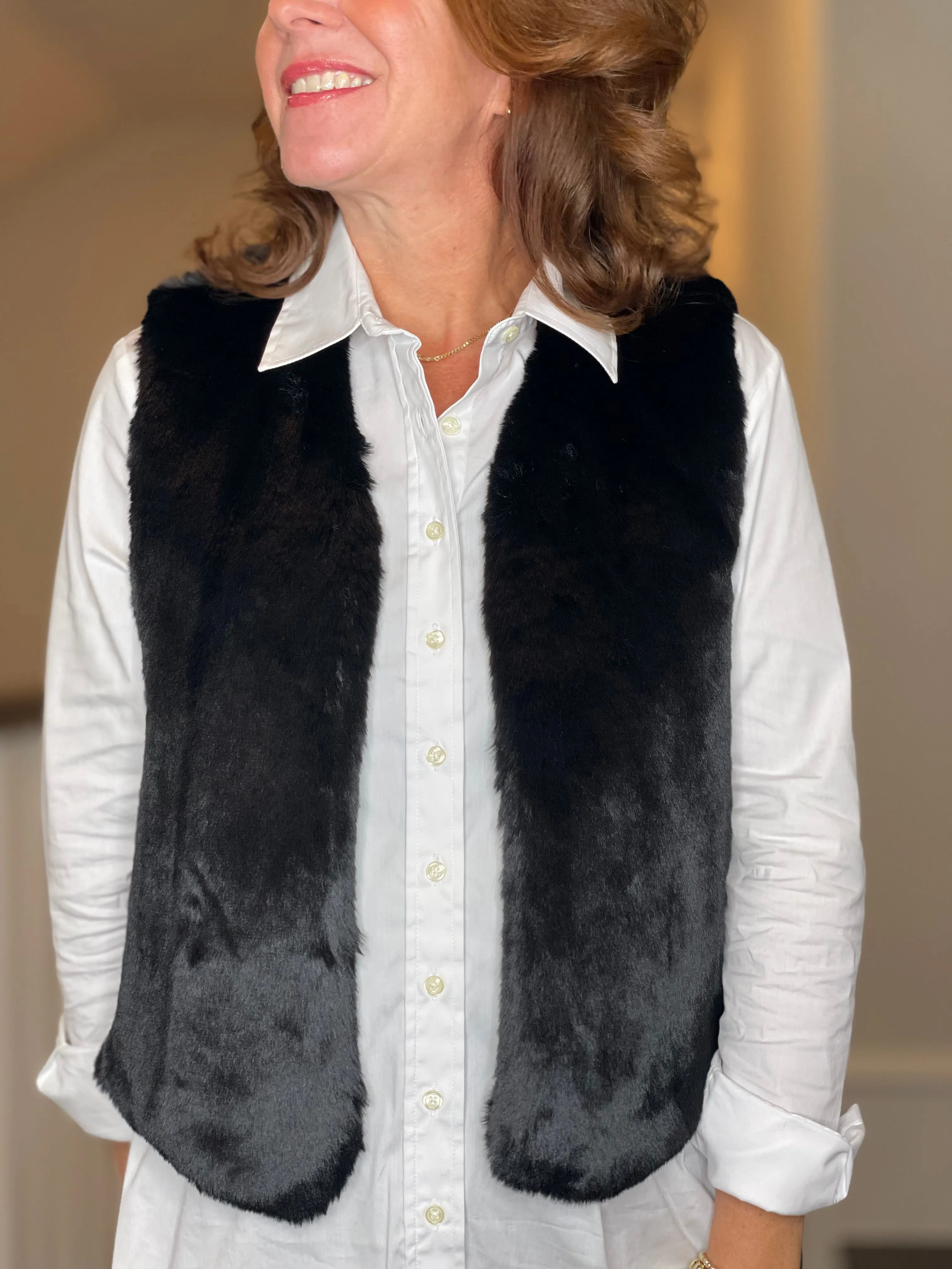 Molly Bracken Faux Fur Vest in Black