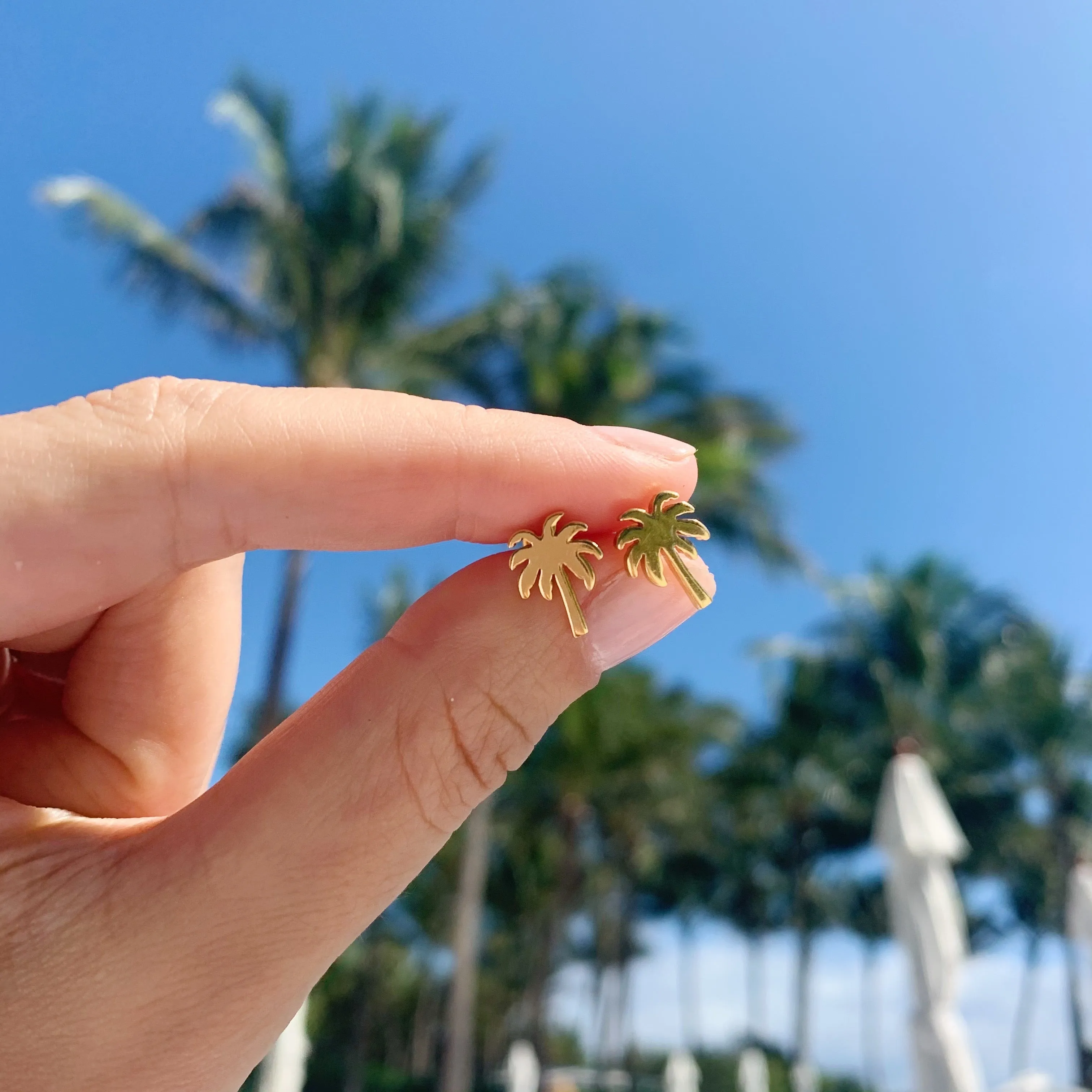 PALM TREE STUDS GOLD