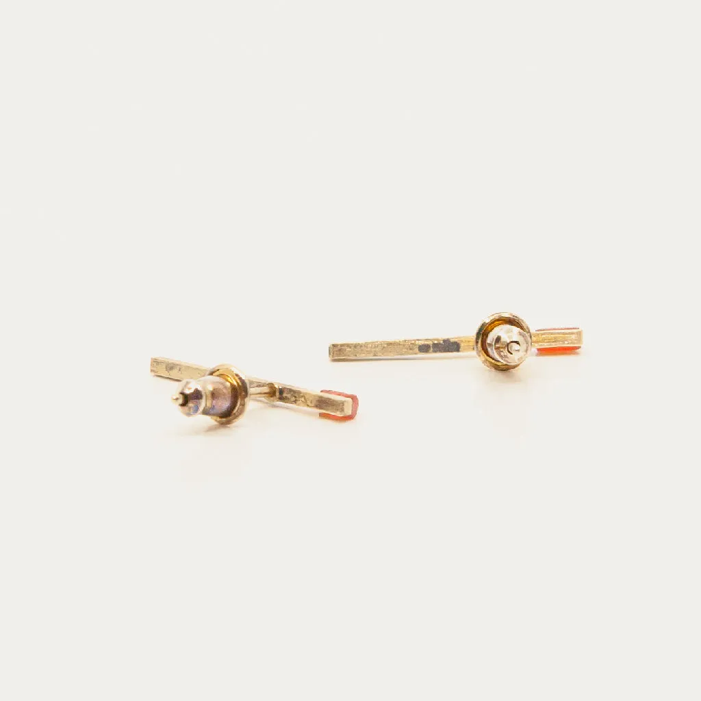 Sisu Bar Stud Earring